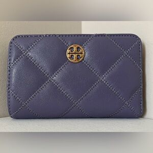New Tory Burch Willa Medium Quilted Leather Wallet Dark Lotus